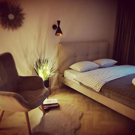 Cosy Old Town Apartment Klaipėda Kültér fotó