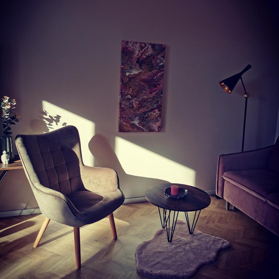 Cosy Old Town Apartment Klaipėda Kültér fotó