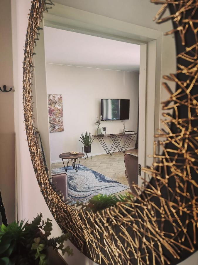 Cosy Old Town Apartment Klaipėda Kültér fotó